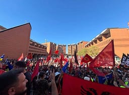 Nga Treviso në Itali, shqiptarët thonë “Jo në emrin tim” Nga Treviso në Itali, shqiptarët thonë “Jo në emrin tim”