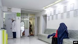 Mijëra gra rrezikojnë jetën gjatë lindjes nën sundimin taleban Mijëra gra rrezikojnë jetën gjatë lindjes nën sundimin taleban