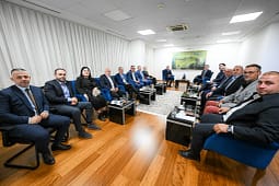 Formohet “Koalicioni Shqiptar” për zgjedhjet e 25 tetorit në Serbi Formohet “Koalicioni Shqiptar” për zgjedhjet e 25 tetorit në Serbi