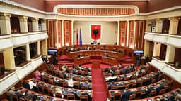 Parlamenti i Shqipërisë miraton pjesëmarrjen e Forcave të Armatosura në Gaza Parlamenti i Shqipërisë miraton pjesëmarrjen e Forcave të Armatosura në Gaza