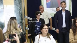 Amerikanët në Kuvend, analistët komentojnë rolin e ndërkombëtarëve në krizën politike Amerikanët në Kuvend, analistët komentojnë rolin e ndërkombëtarëve në krizën politike