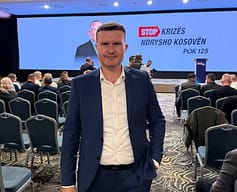 Takimi me profesionistët shëndetësorë, Bedri Hoxha: Diskutim i hapur profesional dhe vizion për sfidat e shëndetësisë Takimi me profesionistët shëndetësorë, Bedri Hoxha: Diskutim i hapur profesional dhe vizion për sfidat e shëndetësisë