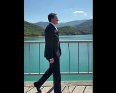 Kurti viziton Ujmanin: “Ibër Lepenci” me 4.3 milionë euro fitim në katër vitet e fundit Kurti viziton Ujmanin: “Ibër Lepenci” me 4.3 milionë euro fitim në katër vitet e fundit