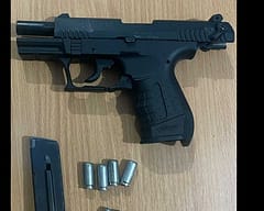 16-vjeçari ndalohet në Ferizaj, dyshohet për kanosje me armë gazi 16-vjeçari ndalohet në Ferizaj, dyshohet për kanosje me armë gazi