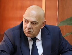Gjini ngre alarmin: Kosova është e infiltruar nga shërbimet sekrete armike, sa spiunë të tjerë mund të jenë në majat e pushtetit? Gjini ngre alarmin: Kosova është e infiltruar nga shërbimet sekrete armike, sa spiunë të tjerë mund të jenë në majat e pushtetit?