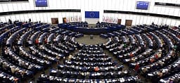 PE votoi Raportin për RMV-në: Protokolli i Dytë dhe Komisioni për Histori mbeten pjesë e saj, nevojitet edhe zbatimi i reformave PE votoi Raportin për RMV-në: Protokolli i Dytë dhe Komisioni për Histori mbeten pjesë e saj, nevojitet edhe zbatimi i reformave