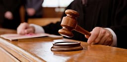 Supremja refuzon kërkesat për mbrojtje të ligjshmërisë për të pandehurit për krim të organizuar e trafikim të drogës Supremja refuzon kërkesat për mbrojtje të ligjshmërisë për të pandehurit për krim të organizuar e trafikim të drogës
