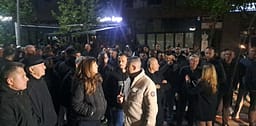 Musliu telefon policinë për forcat e shtuara në Skenderaj, i përgjigjen se është veç plan operativ Musliu telefon policinë për forcat e shtuara në Skenderaj, i përgjigjen se është veç plan operativ