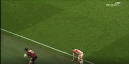 Futbollisti i Slavia Pragës bëhet viral me veprimin e tij unik për ta vonuar lojën Futbollisti i Slavia Pragës bëhet viral me veprimin e tij unik për ta vonuar lojën