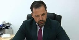 Drejtori i Autoritetit Kombëtar të Ushqimit në Shkodër goditet në kokë me mjete të rënda Drejtori i Autoritetit Kombëtar të Ushqimit në Shkodër goditet në kokë me mjete të rënda