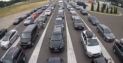 Fluks i shtuar në disa pika kufitare, pritjet më të gjata në Muçibabë dhe Dheu i Bardhë Fluks i shtuar në disa pika kufitare, pritjet më të gjata në Muçibabë dhe Dheu i Bardhë