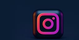 Njihuni me risinë më të re në Instagram! Njihuni me risinë më të re në Instagram!