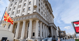 Dënohet me kusht truproja e Mickoskit për dhunë në familje, pranon fajësinë në gjykatë Dënohet me kusht truproja e Mickoskit për dhunë në familje, pranon fajësinë në gjykatë