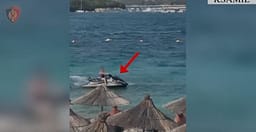 Ksamil, hyn me Jet Ski në zonën e pushuesve, gjobitet me 500 mijë lekë Ksamil, hyn me Jet Ski në zonën e pushuesve, gjobitet me 500 mijë lekë