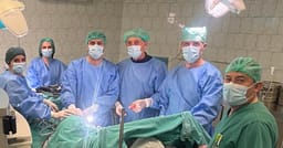 Në Spitalin e Pejës realizohet për herë të parë një operacion i rrallë Në Spitalin e Pejës realizohet për herë të parë një operacion i rrallë