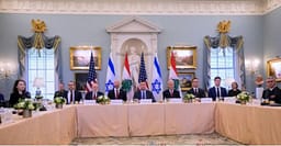 Përfundojnë bisedimet Izrael-Liban, do të vazhdojnë edhe nesër Përfundojnë bisedimet Izrael-Liban, do të vazhdojnë edhe nesër