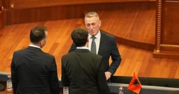 Mandati i Rashiqit dhe kriza e përfaqësimit serb në Kosovë Mandati i Rashiqit dhe kriza e përfaqësimit serb në Kosovë