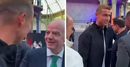 U takua me Infantinon, shikoni reagimin e çuditshëm të Ronaldos pasi largohet nga presidenti i FIFA-s U takua me Infantinon, shikoni reagimin e çuditshëm të Ronaldos pasi largohet nga presidenti i FIFA-s
