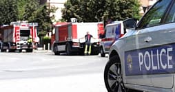 Policia dhe zjarrfikësit shpëtojnë një grua nga një situatë e rrezikshme në Kaçanik Policia dhe zjarrfikësit shpëtojnë një grua nga një situatë e rrezikshme në Kaçanik