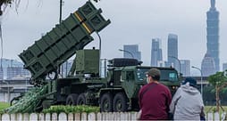 SHBA ndërpret shitjen e armëve prej 14 miliardë dollarësh për Tajvanin, shkak lufta me Iranin SHBA ndërpret shitjen e armëve prej 14 miliardë dollarësh për Tajvanin, shkak lufta me Iranin