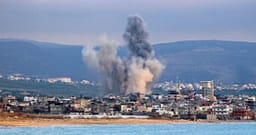 Hezbollah sulmon forcat izraelite në jug të Libanit, përdoren raketa dhe dronë Hezbollah sulmon forcat izraelite në jug të Libanit, përdoren raketa dhe dronë