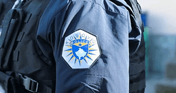 Rrahja mes disa personave në Junik, Policia konfiskoi dy armë dhe dy thika Rrahja mes disa personave në Junik, Policia konfiskoi dy armë dhe dy thika