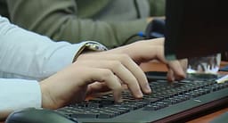 Hyrje e paautorizuar në sistem kompjuterik, intervistohet një person në Prishtinë Hyrje e paautorizuar në sistem kompjuterik, intervistohet një person në Prishtinë