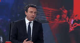 Kurti për protestat e studentëve në Maqedoni: Nuk mund të flas, kemi deputetin tonë atje Kurti për protestat e studentëve në Maqedoni: Nuk mund të flas, kemi deputetin tonë atje