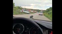 Aksident trafiku në Klinë, raportohet për të lënduar Aksident trafiku në Klinë, raportohet për të lënduar