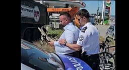 “Arrestone” kandidati i PDK shoqërohet në Polici pasi kërkoi informata për pompën që po rrënohej “Arrestone” kandidati i PDK shoqërohet në Polici pasi kërkoi informata për pompën që po rrënohej