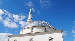 Vidhet arka me para në xhaminë e Keqekollës në Prishtinë Vidhet arka me para në xhaminë e Keqekollës në Prishtinë