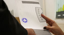 Gati 60 mijë aplikime për votim nga diaspora Gati 60 mijë aplikime për votim nga diaspora