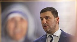 Krasniqi: Kosova ka nevojë për njerëz që dinë të punojnë, lista e PDK’së përfaqëson të gjitha shtresat e shoqërisë Krasniqi: Kosova ka nevojë për njerëz që dinë të punojnë, lista e PDK’së përfaqëson të gjitha shtresat e shoqërisë