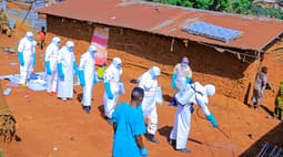 Mbi 1 mijë raste të dyshuara me Ebola në Kongo, OBSH ngre nivelin e alarmit Mbi 1 mijë raste të dyshuara me Ebola në Kongo, OBSH ngre nivelin e alarmit