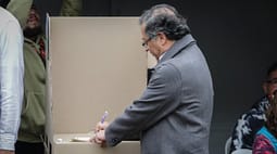 Zgjedhjet presidenciale në Kolumbi, të dielën kolumbianët drejt kutive të votimit Zgjedhjet presidenciale në Kolumbi, të dielën kolumbianët drejt kutive të votimit
