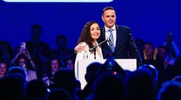 “Mirë se erdhe Vjosë në shtëpi” – LDK del me videomesazh për Osmanin “Mirë se erdhe Vjosë në shtëpi” – LDK del me videomesazh për Osmanin