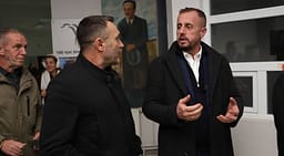 Gega i PDK-së ironizon me Kurtin që ia huqi për Suharekë Gega i PDK-së ironizon me Kurtin që ia huqi për Suharekë