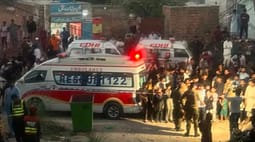 Tragjedi në Pakistan: Shembet çatia e një qendre mësimi, vdesin 14 fëmijë Tragjedi në Pakistan: Shembet çatia e një qendre mësimi, vdesin 14 fëmijë