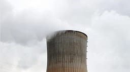 Vapa ekstreme në Francë, EDF mbyll tre reaktorë bërthamorë për shkak të rënies së nivelit të lumenjve Vapa ekstreme në Francë, EDF mbyll tre reaktorë bërthamorë për shkak të rënies së nivelit të lumenjve