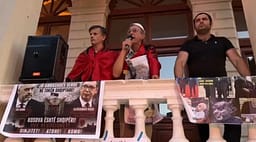 Debati për hapjen e konsullatës serbe në Shkodër, banorët në protestë: I kemi të freskëta plagët Debati për hapjen e konsullatës serbe në Shkodër, banorët në protestë: I kemi të freskëta plagët