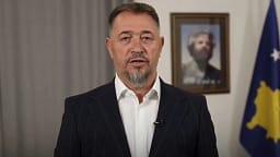Sami Lushtaku njofton se e ka paditur për shpifje Albin Kurtin: Nuk lejoj të më përdoret emri për propagandë Sami Lushtaku njofton se e ka paditur për shpifje Albin Kurtin: Nuk lejoj të më përdoret emri për propagandë