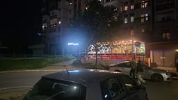 Plagoset në kokë një person në Prishtinë, gjendja e tij e rëndë – dy të maskuar ikin nga vendi i ngjarjes Plagoset në kokë një person në Prishtinë, gjendja e tij e rëndë – dy të maskuar ikin nga vendi i ngjarjes