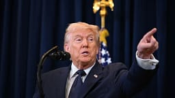 Bien çmimet e naftës pasi Trump deklaroi se lufta mund të përfundojë shumë shpejt Bien çmimet e naftës pasi Trump deklaroi se lufta mund të përfundojë shumë shpejt