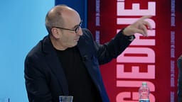“Deri sot nuk ka guxu me folë, tash po e bën për fushatë – VV edhe lloji i politikanit si Gërvalla provojnë ta nxjerrin atë, dëmet po janë të mëdha”, Mirena për diskursin anti-UÇK “Deri sot nuk ka guxu me folë, tash po e bën për fushatë – VV edhe lloji i politikanit si Gërvalla provojnë ta nxjerrin atë, dëmet po janë të mëdha”, Mirena për diskursin anti-UÇK