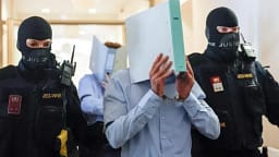 Dënohet me 15 vite burg shqiptari që tentoi të organizonte sulmin terrorist në koncertin e Taylor Swift në Vjenë Dënohet me 15 vite burg shqiptari që tentoi të organizonte sulmin terrorist në koncertin e Taylor Swift në Vjenë