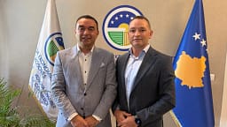 Zekim Istogu nga IP Petrol zgjedhet kryetar i Shoqatës së Naftëtarëve të Kosovës Zekim Istogu nga IP Petrol zgjedhet kryetar i Shoqatës së Naftëtarëve të Kosovës