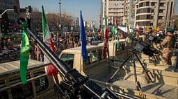 Irani kërkon lirimin e 24 miliardë dollarëve nga fondet e ngrira në negociatat me SHBA-në Irani kërkon lirimin e 24 miliardë dollarëve nga fondet e ngrira në negociatat me SHBA-në