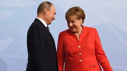 Merkel nuk do të ndërmjetësojë mes BE-së dhe Rusisë Merkel nuk do të ndërmjetësojë mes BE-së dhe Rusisë