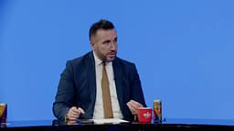Kadrijaj: Kjo qeveri nuk ka nevojë për premtime – mjafton gjetja e një armiku te opozita shqiptare Kadrijaj: Kjo qeveri nuk ka nevojë për premtime – mjafton gjetja e një armiku te opozita shqiptare