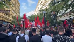 Raportohet për tre studentë të arrestuar në protestën në RMV për gjuhën shqipe Raportohet për tre studentë të arrestuar në protestën në RMV për gjuhën shqipe